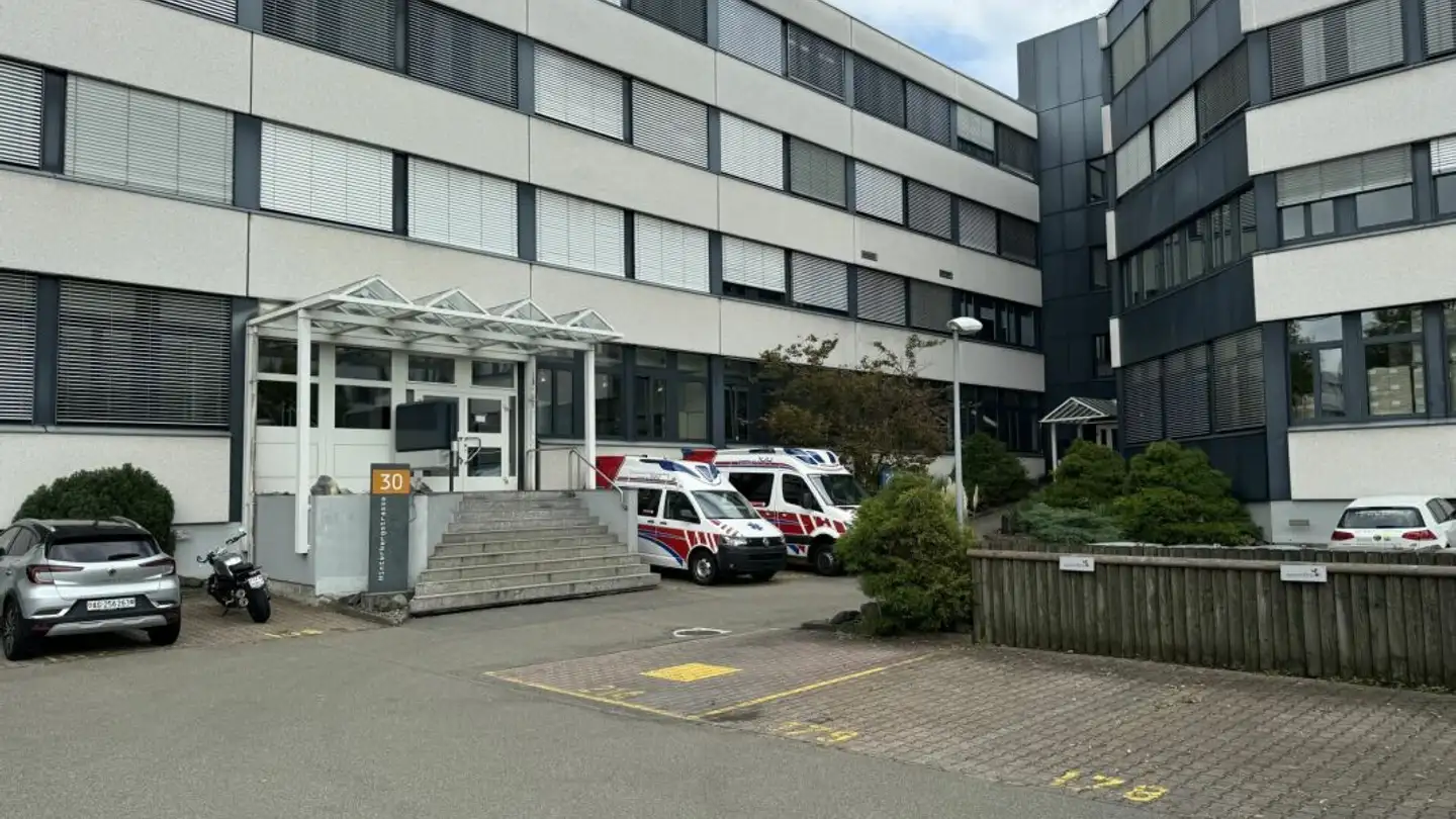 Advertising space for rent - Hinterbergstrasse 28, 6312 Steinhausen