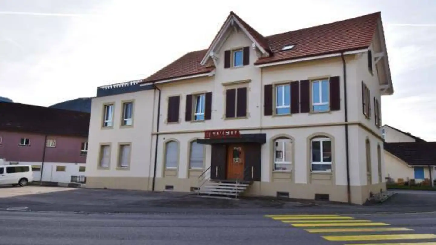 Edificio residenziale in vendita - 2824 Vicques