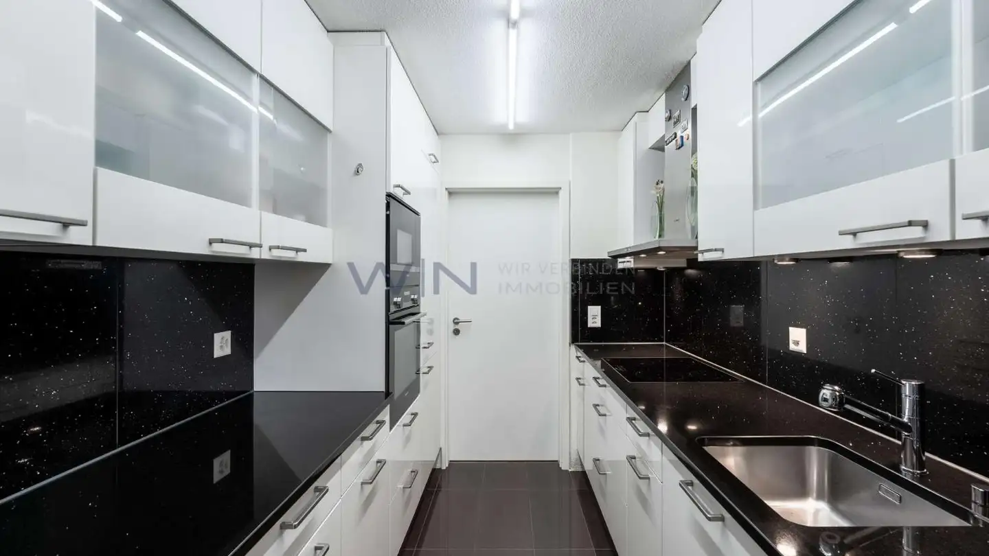 Apartment for sale - 8127 Forch - Photo 4