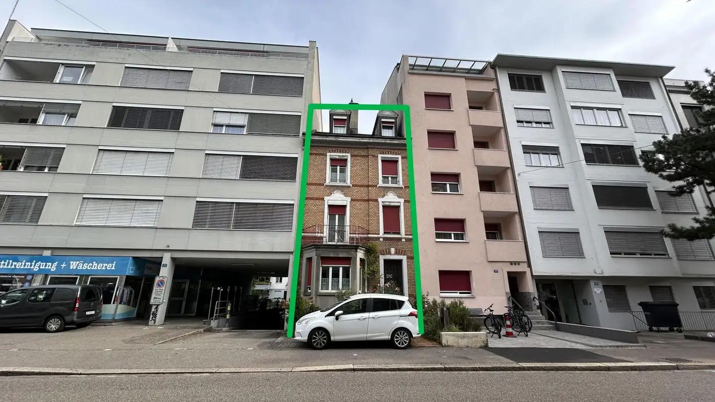 Residential building for sale - 4053 Basel - Photo 2