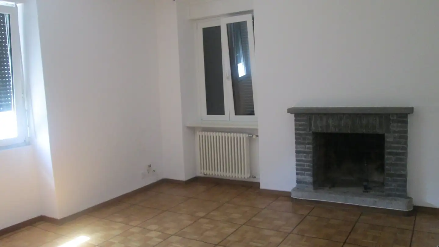 Appartamento in affitto - Via Cantonale 2, 6518 Gorduno - Foto 3