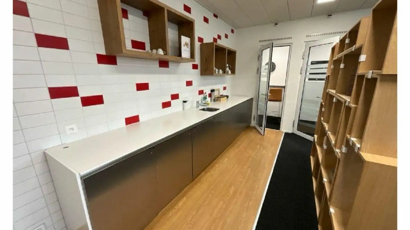 Gewerbe mieten - Industriestrasse 2a, 8207 Schaffhausen - Foto 3