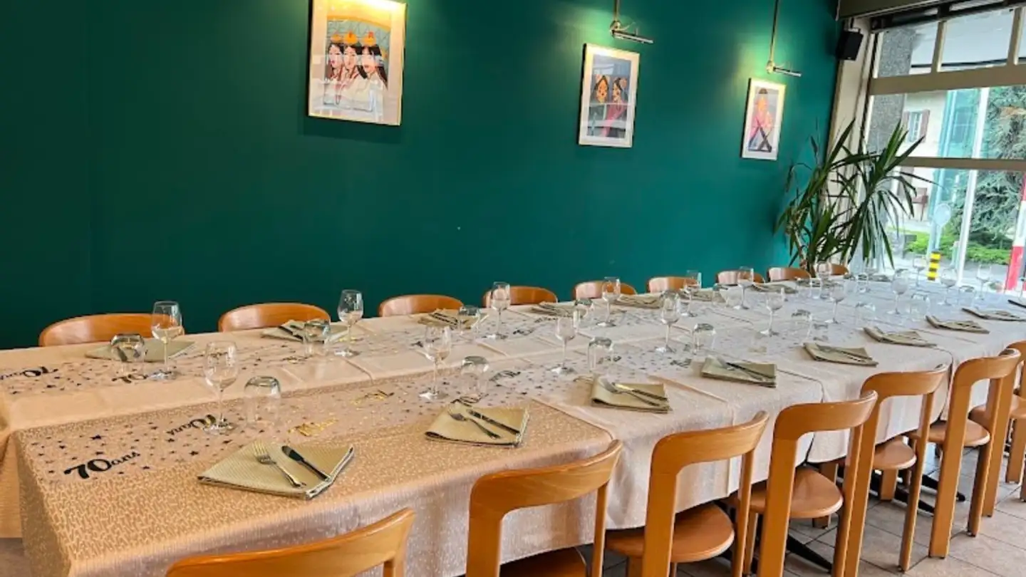 Hotel for sale - 1008 Prilly