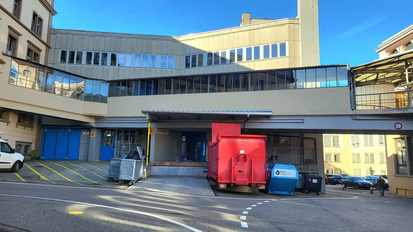 Commercial for rent - Joweid Zentrum 2, 8630 Rüti ZH