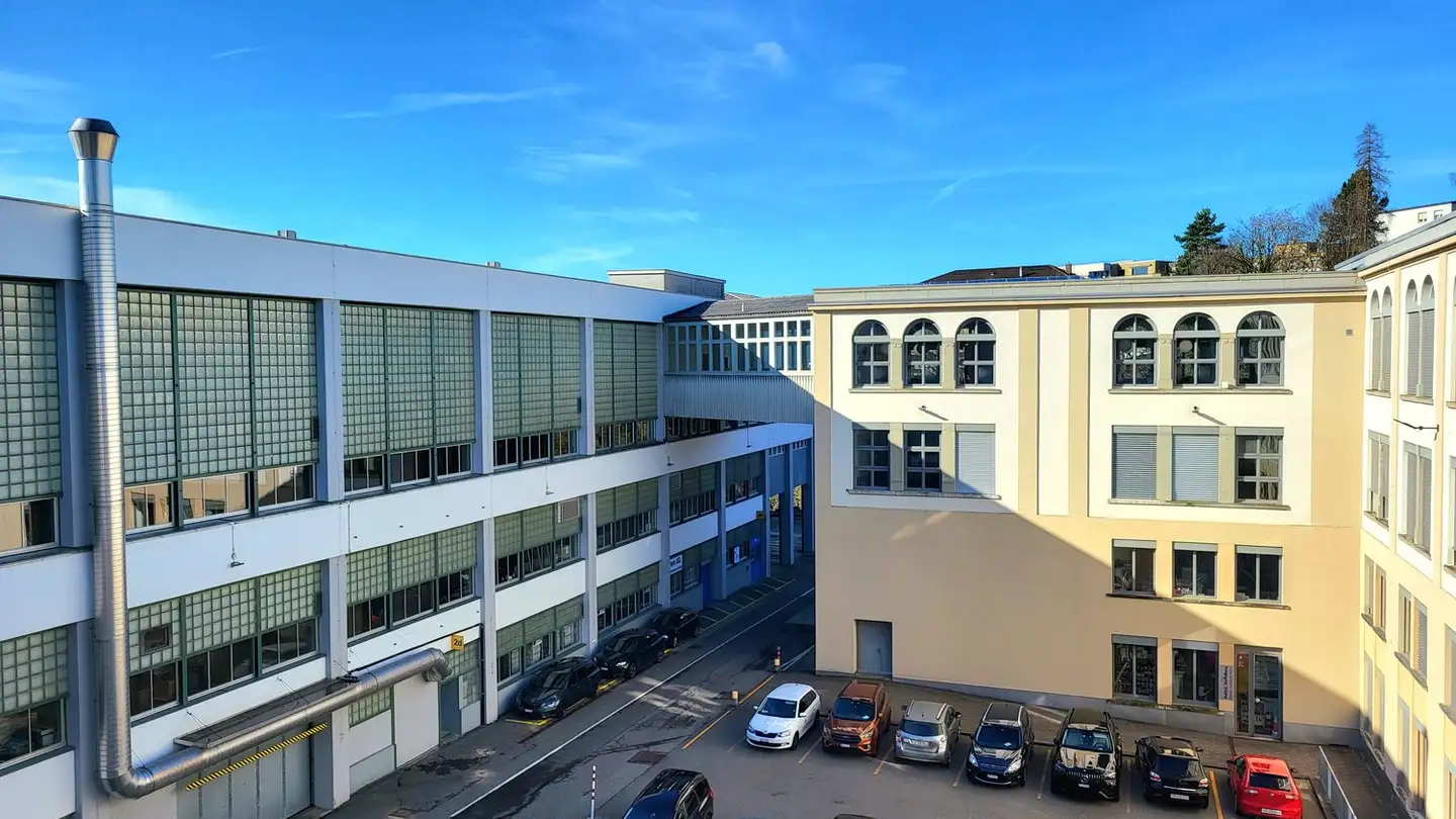 Commercial for rent - Joweid Zentrum 2, 8630 Rüti ZH - Photo 2