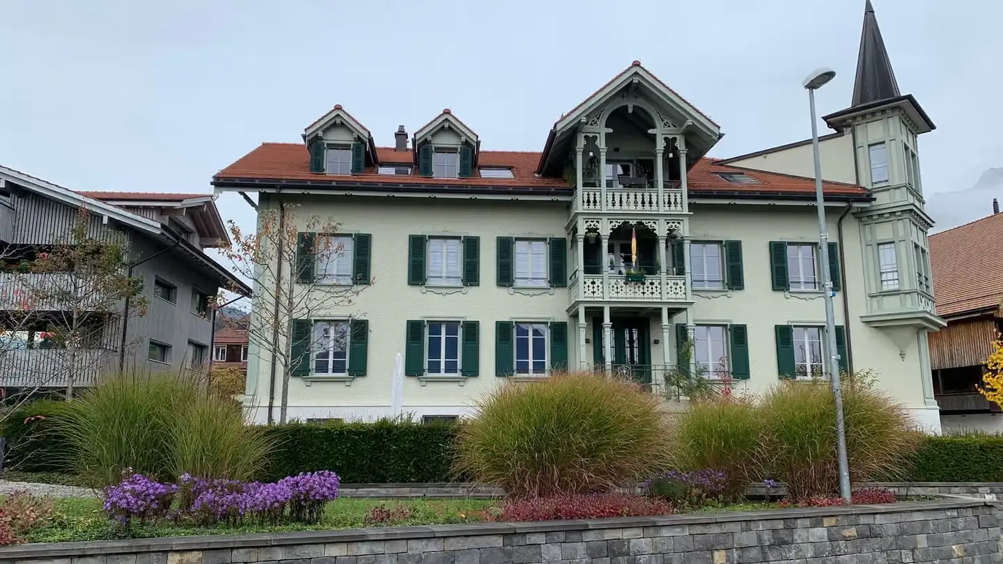 Attic flat for rent - Dorfstrasse 1, 3655 Sigriswil