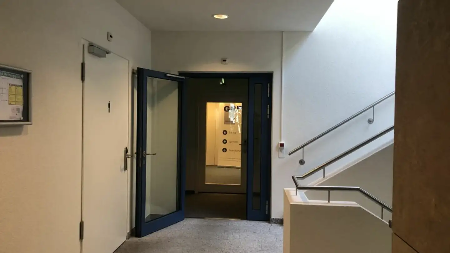 Office space for rent - Grundstrasse 12, 6343 Rotkreuz - Photo 3