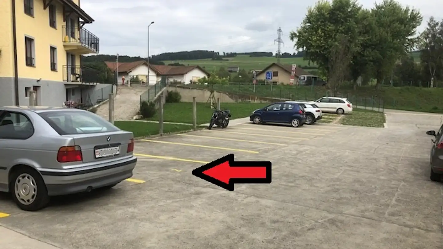Parcheggio esterno in affitto - Route De Payerne, 1522 Lucens - Photo 2