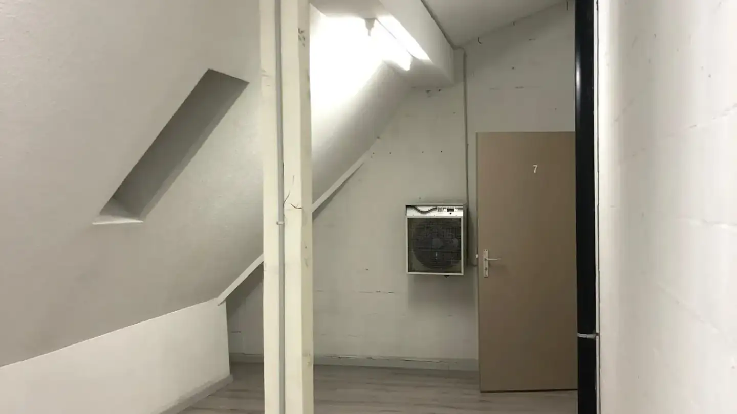 Edificio ad uso misto in affitto - Wehntalerstrasse 560, 8046 Zürich - Foto 4