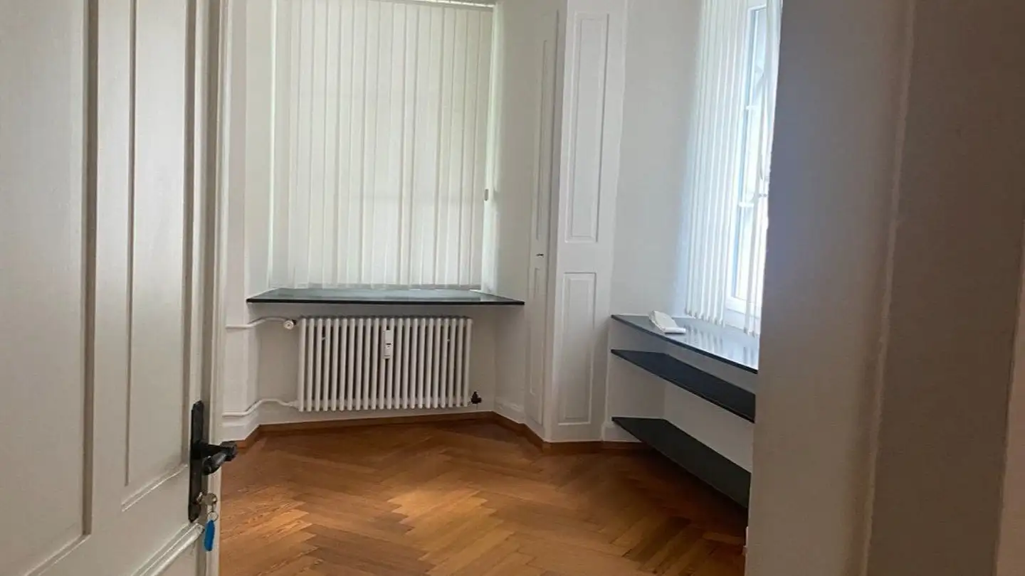 Industrial property for rent - Seestrasse 18, 8800 Thalwil