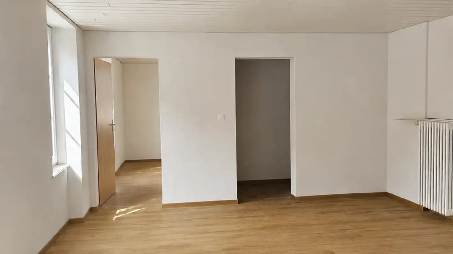 Apartment for rent - Rue de la Place-d'Armes 3, 2114 Fleurier - Photo 2
