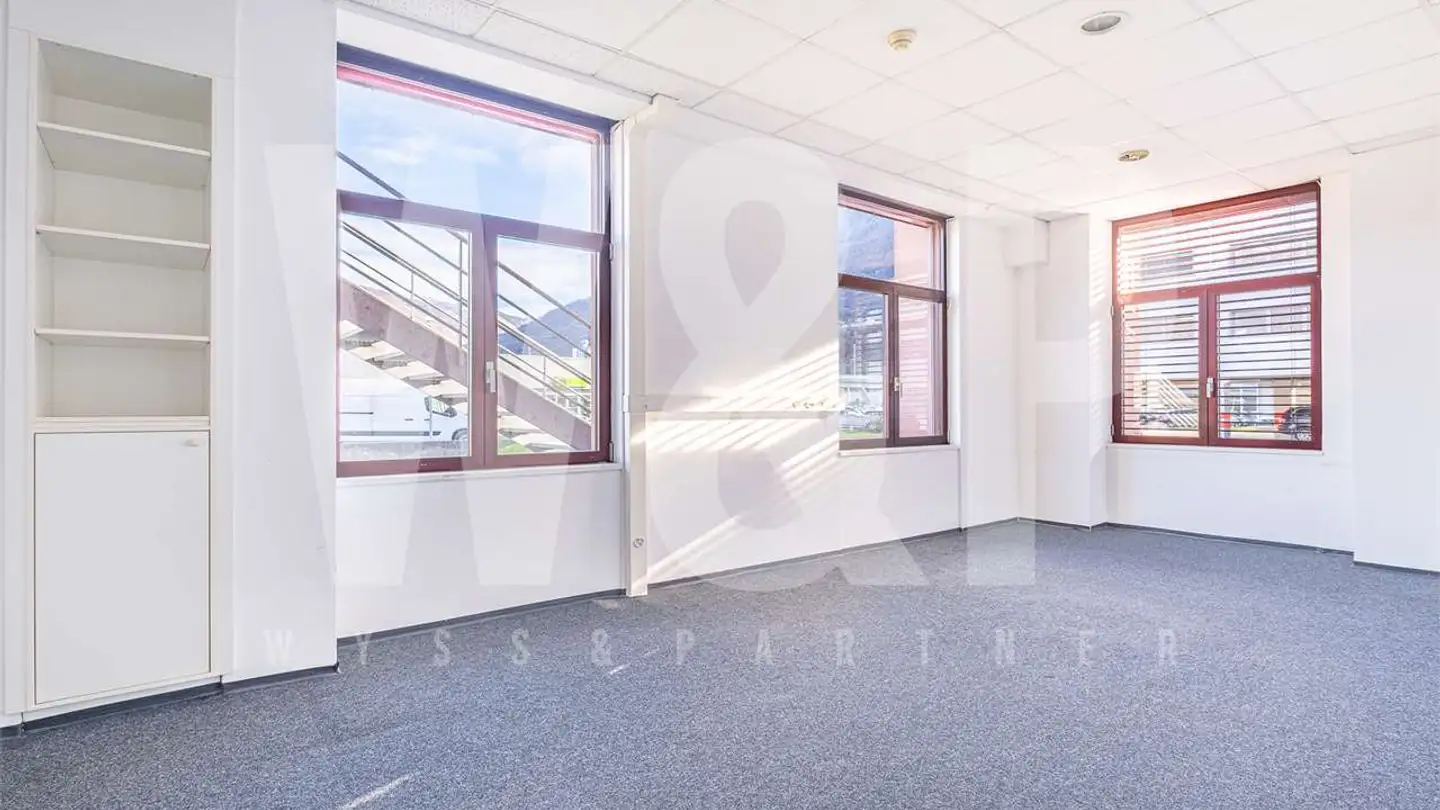 Bureau à louer - In Tirada 34, 6528 Camorino - Photo 4