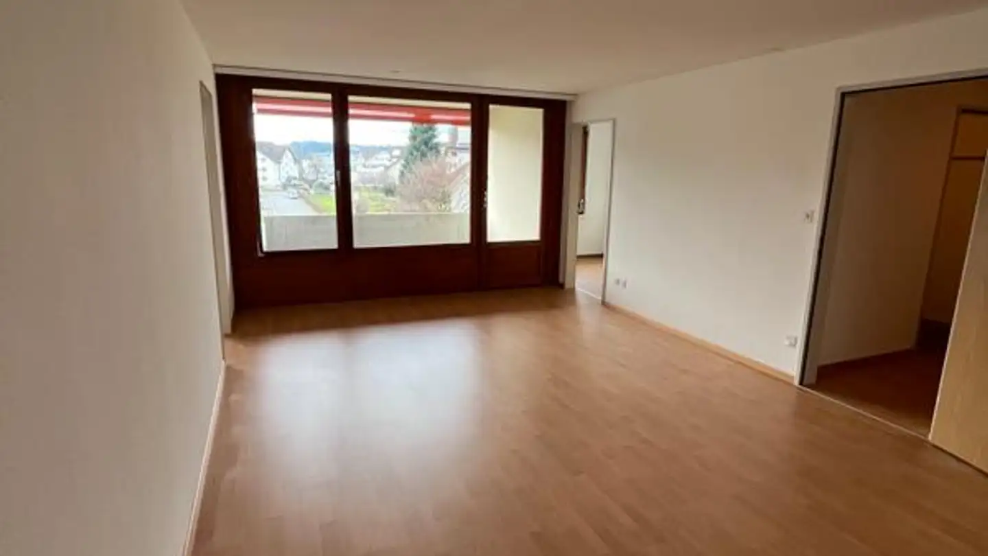 Apartment for rent - Bankstrasse 23, 9244 Niederuzwil - Photo 2