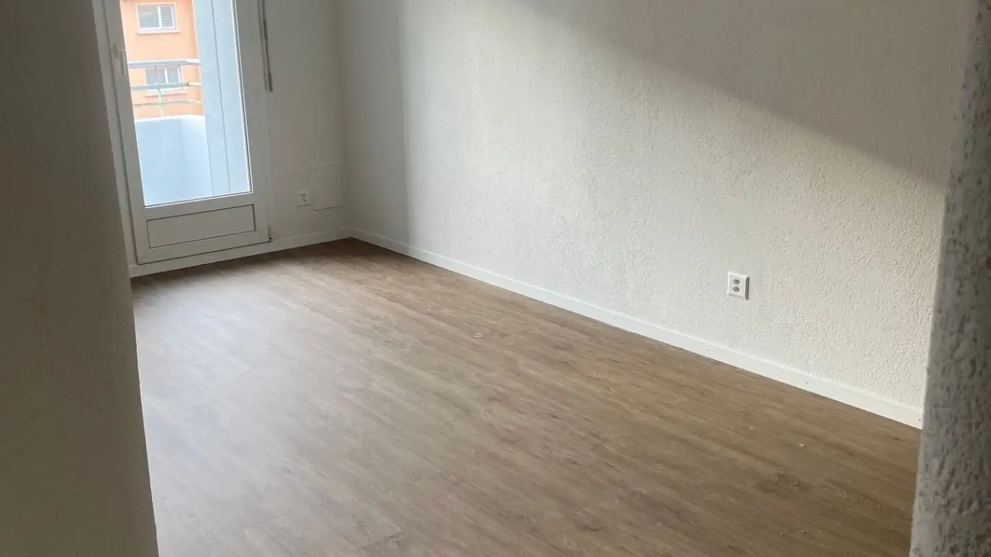 Wohnung mieten - Rue Du Tombet, 2034 Peseux - Foto 3