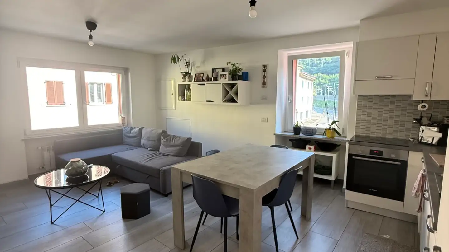 Apartment for rent - 6817 Maroggia