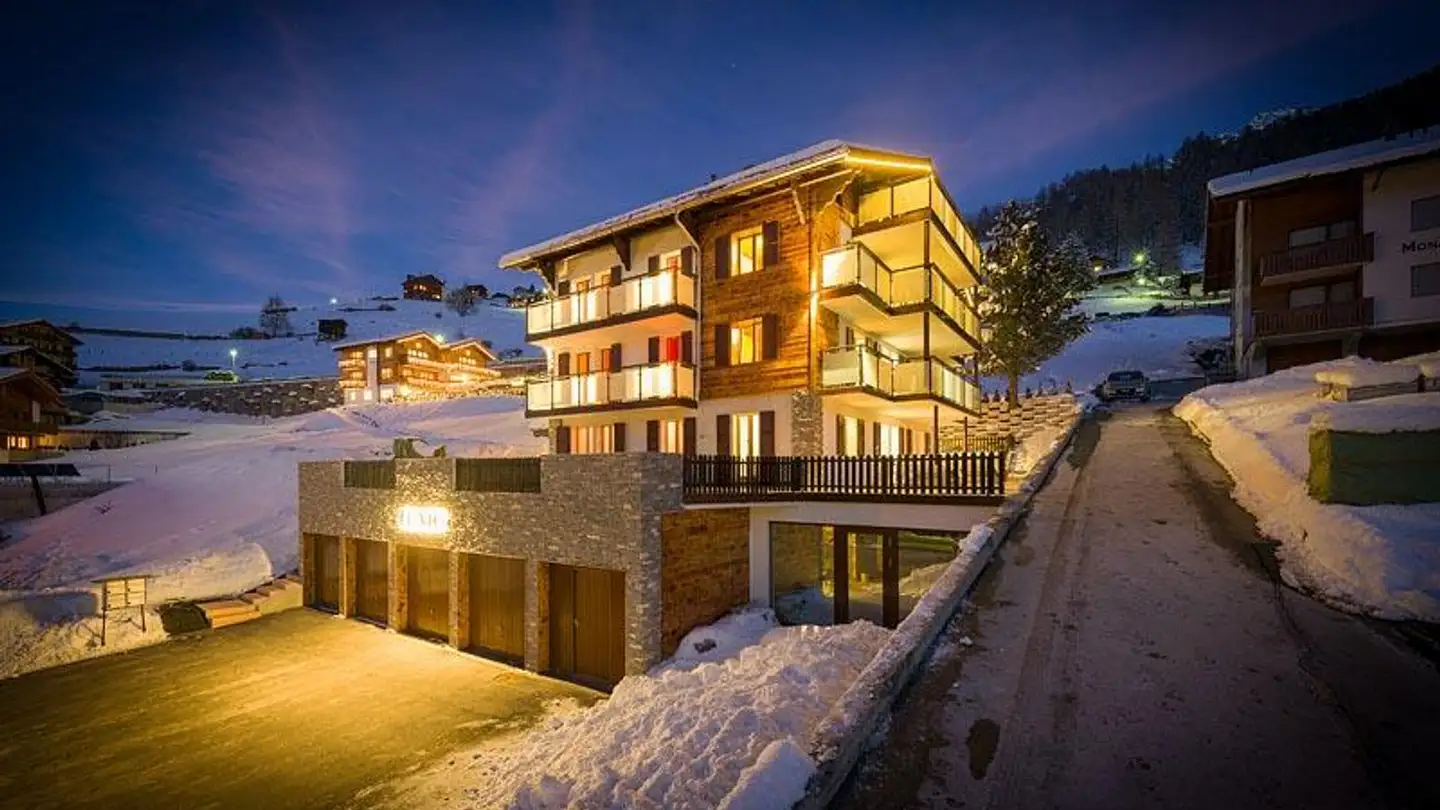 Immeuble résidentiel à vendre - Kantonsstrasse, 3925 Grächen