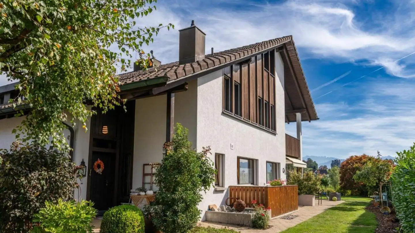 Semi-detached house for sale - Etzelstrasse 13b, 8633 Wolfhausen