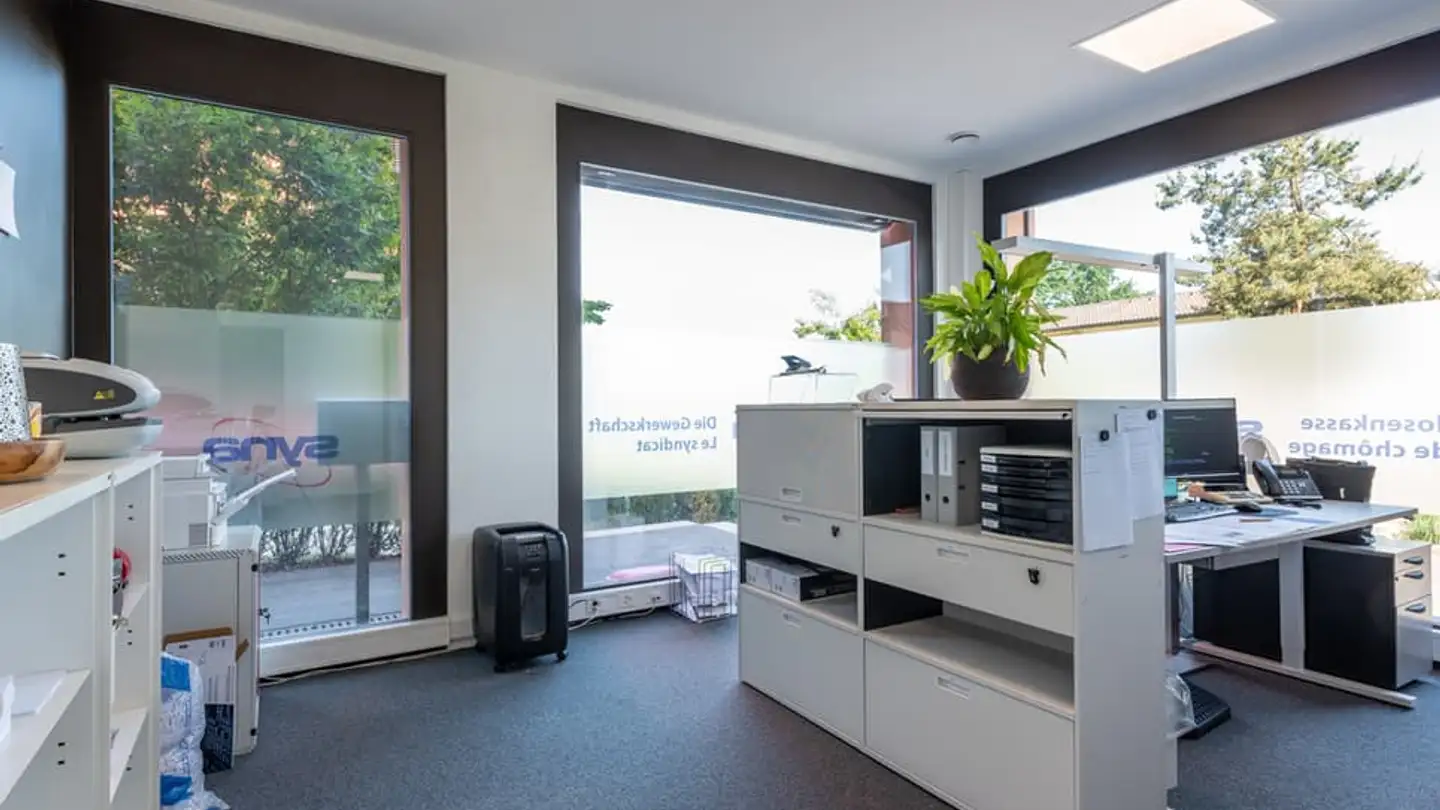 Commercial à louer - Halta 52, 3186 Düdingen