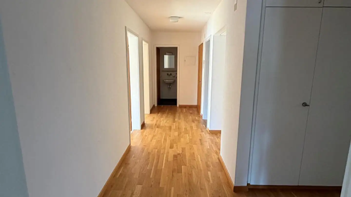 Wohnung mieten - 7017 Flims Dorf - Foto 3
