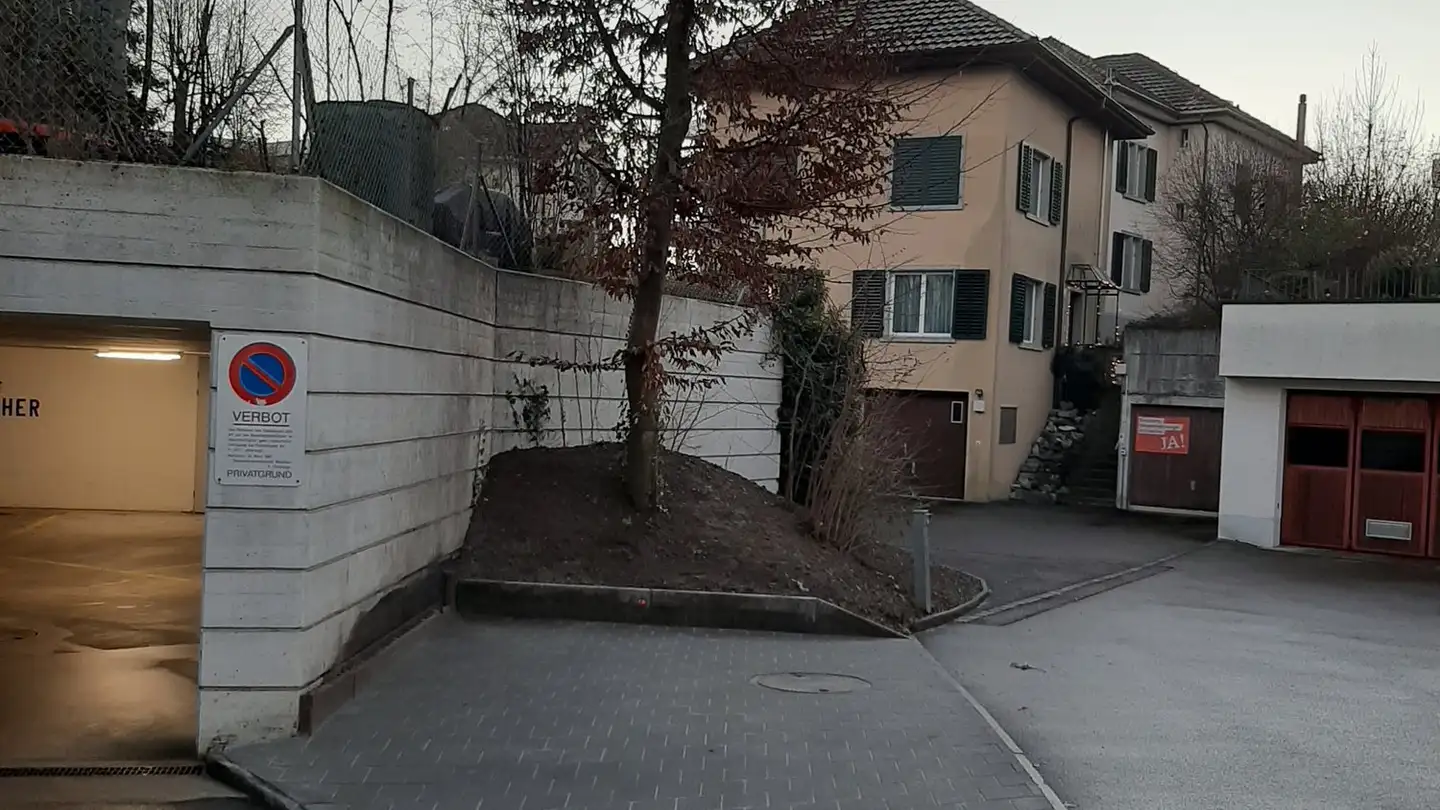 Parcheggio esterno in affitto - Usterstrasse 73, 8620 Wetzikon ZH
