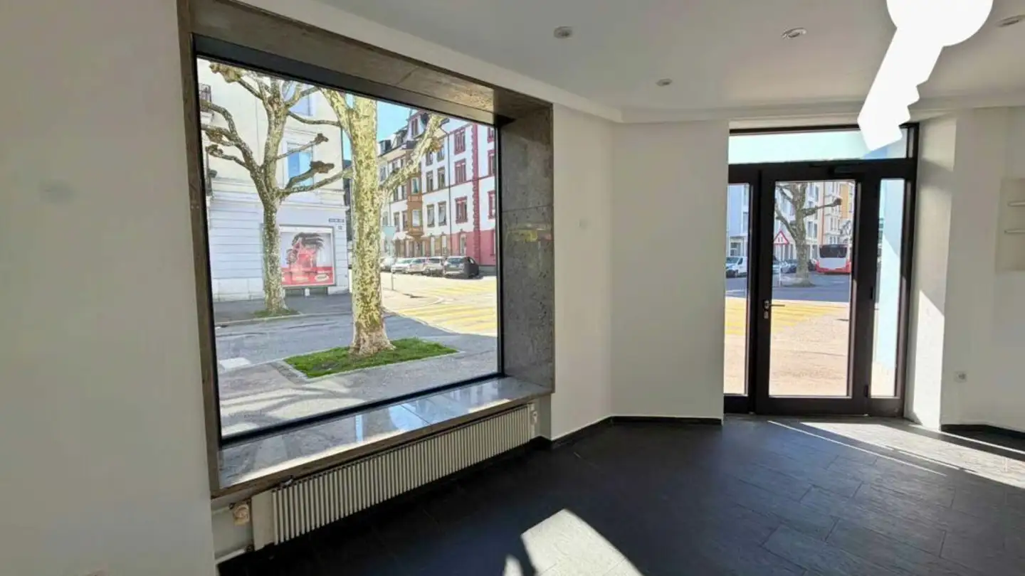 Negozio con vetrina in affitto - Niklaus Konrad-Strasse 11, 4500 Solothurn - Foto 3