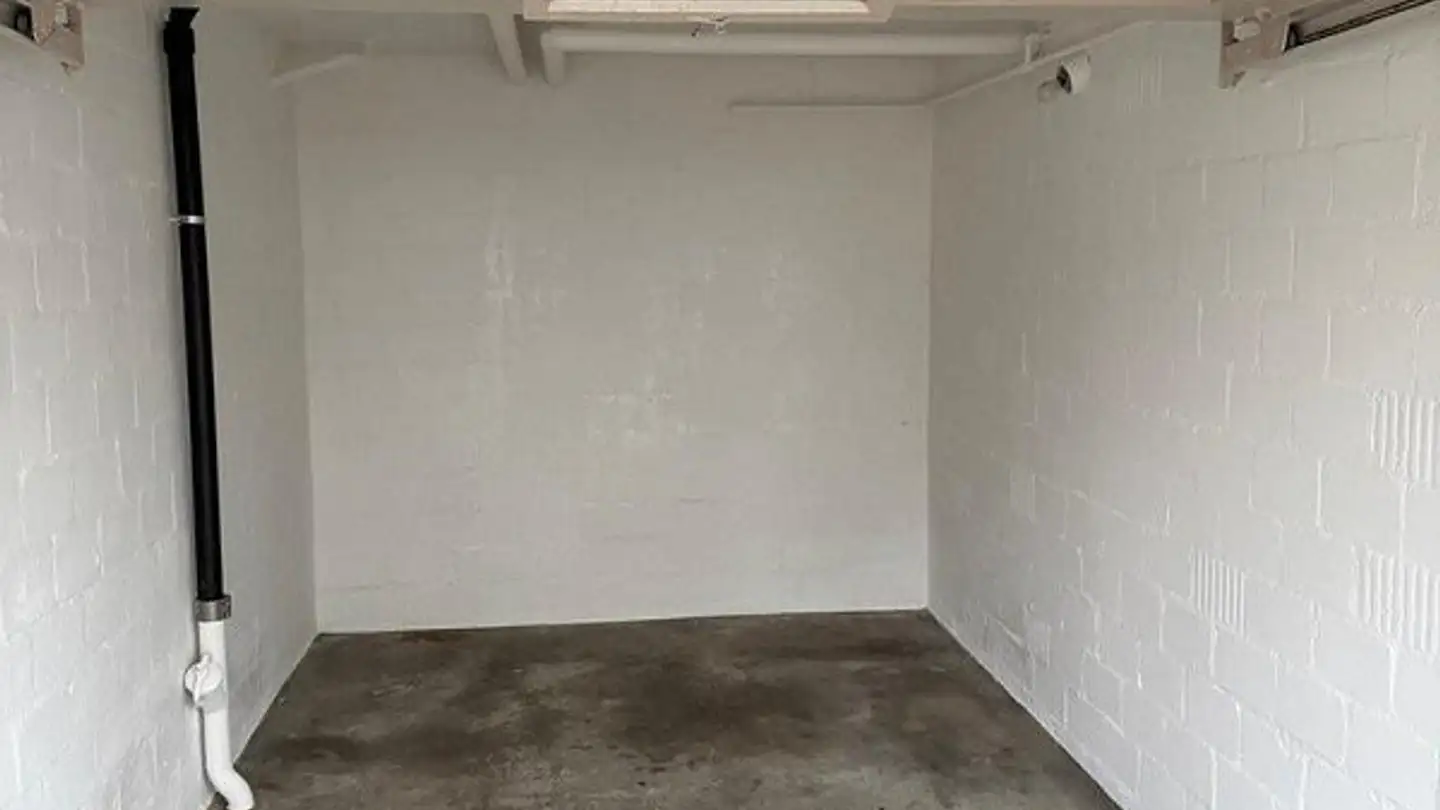 Garage individuel à louer - Stationsstrasse 34, 8105 Regensdorf