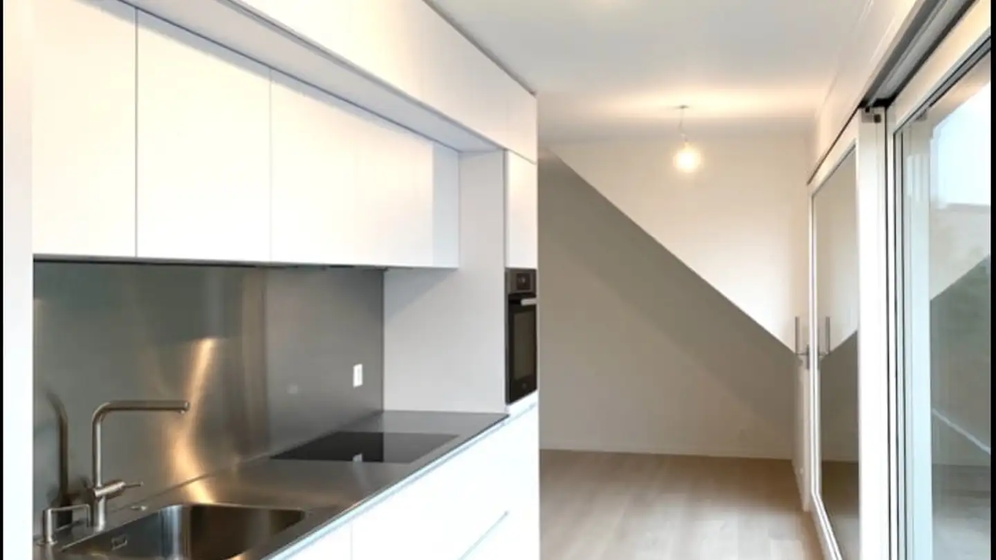 Apartment for rent - 1055 Froideville - Photo 2