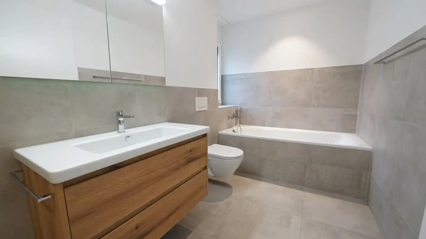 Semi-detached house for rent - Schneehaldenstrasse 9b, 8635 Dürnten - Photo 2