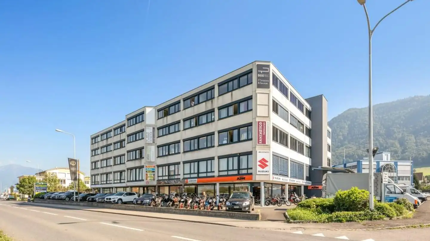 Geschäft mieten - Glarnerstrasse 88, 8854 Siebnen