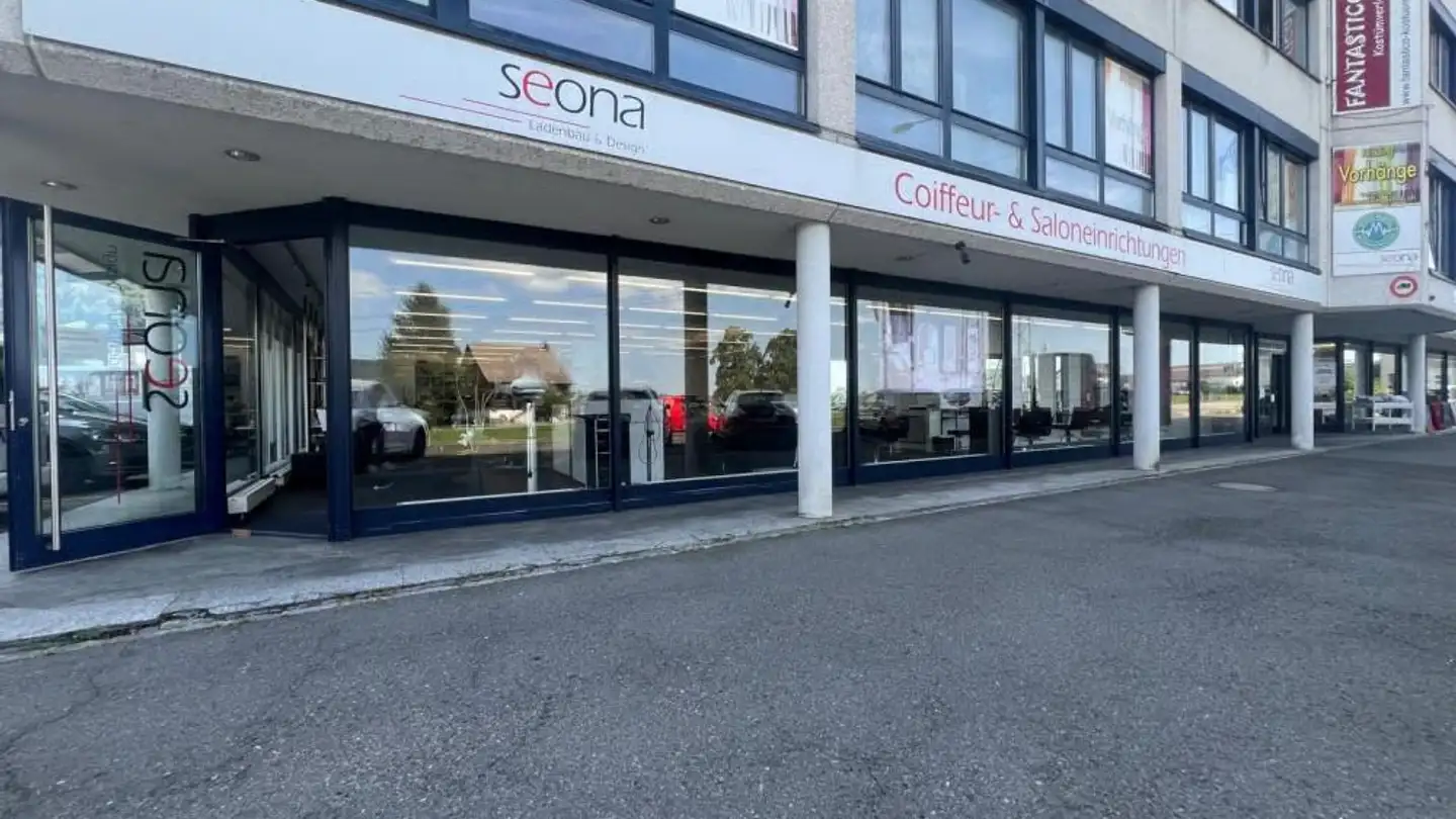 Geschäft mieten - Glarnerstrasse 88, 8854 Siebnen - Foto 3