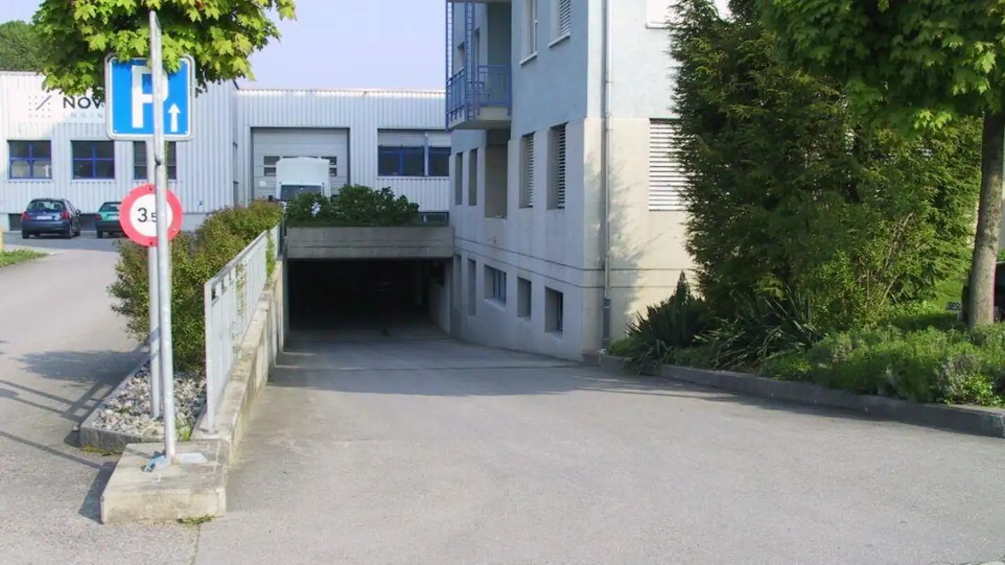Place de parking souterraine à louer - Werkstrasse 10, 9444 Diepoldsau