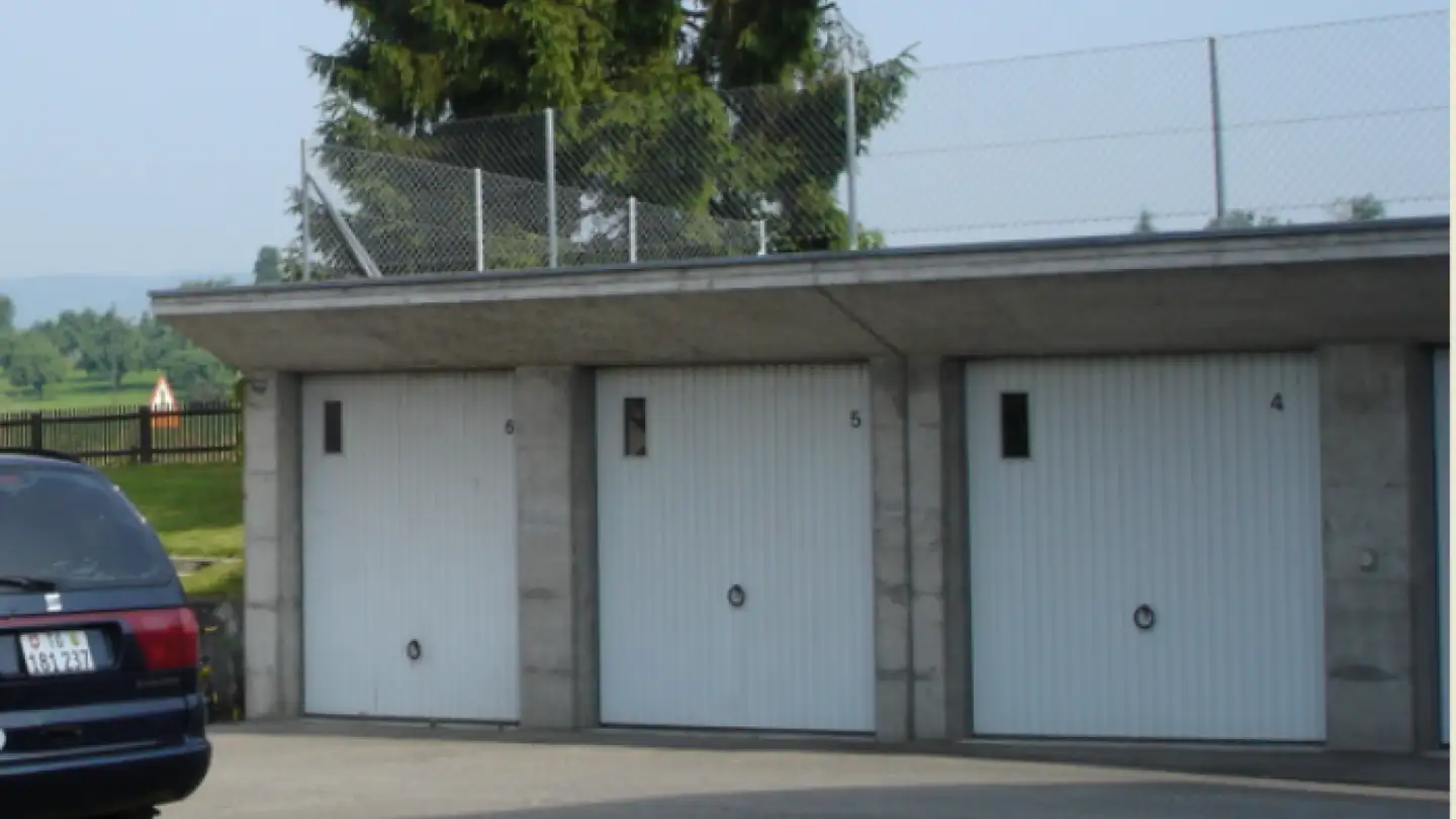 Garage singolo in affitto - Weinfeldenstrasse, 8583 Sulgen