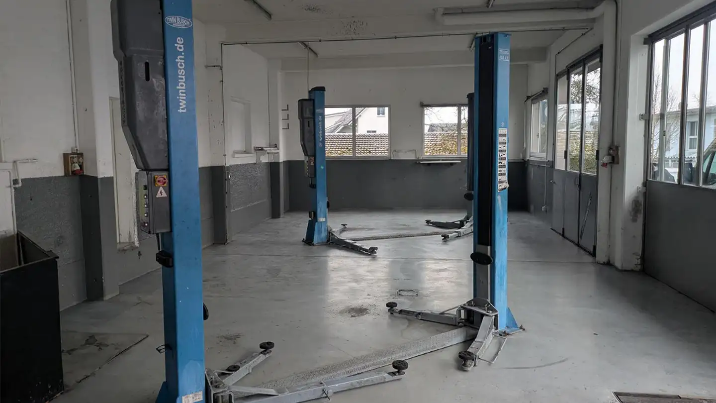 Commerciale in affitto - Bahnhofstrasse 3, 5605 Dottikon