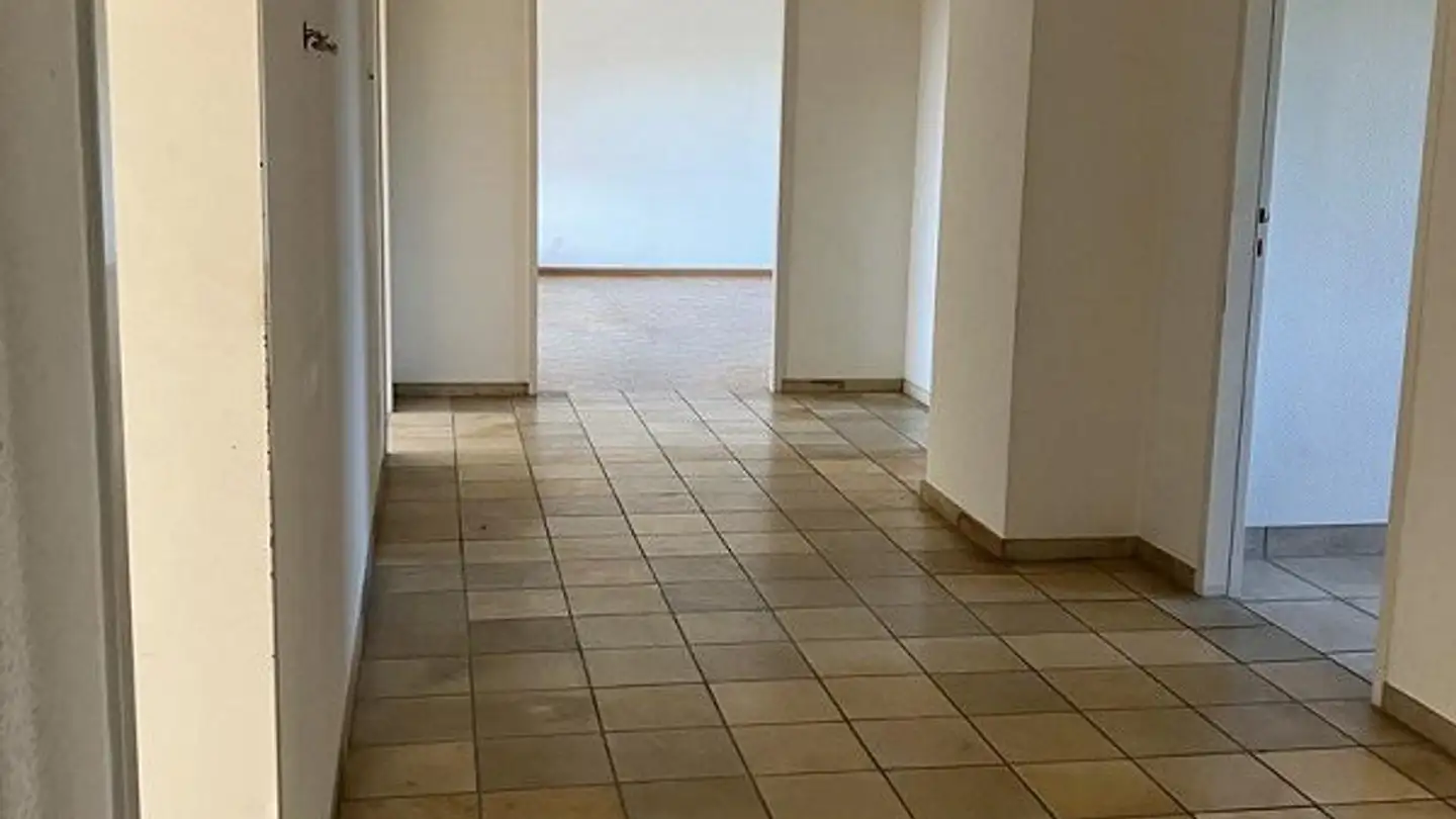 Apartment for rent - Bahnhofstrasse 10, 4106 Therwil - Photo 4