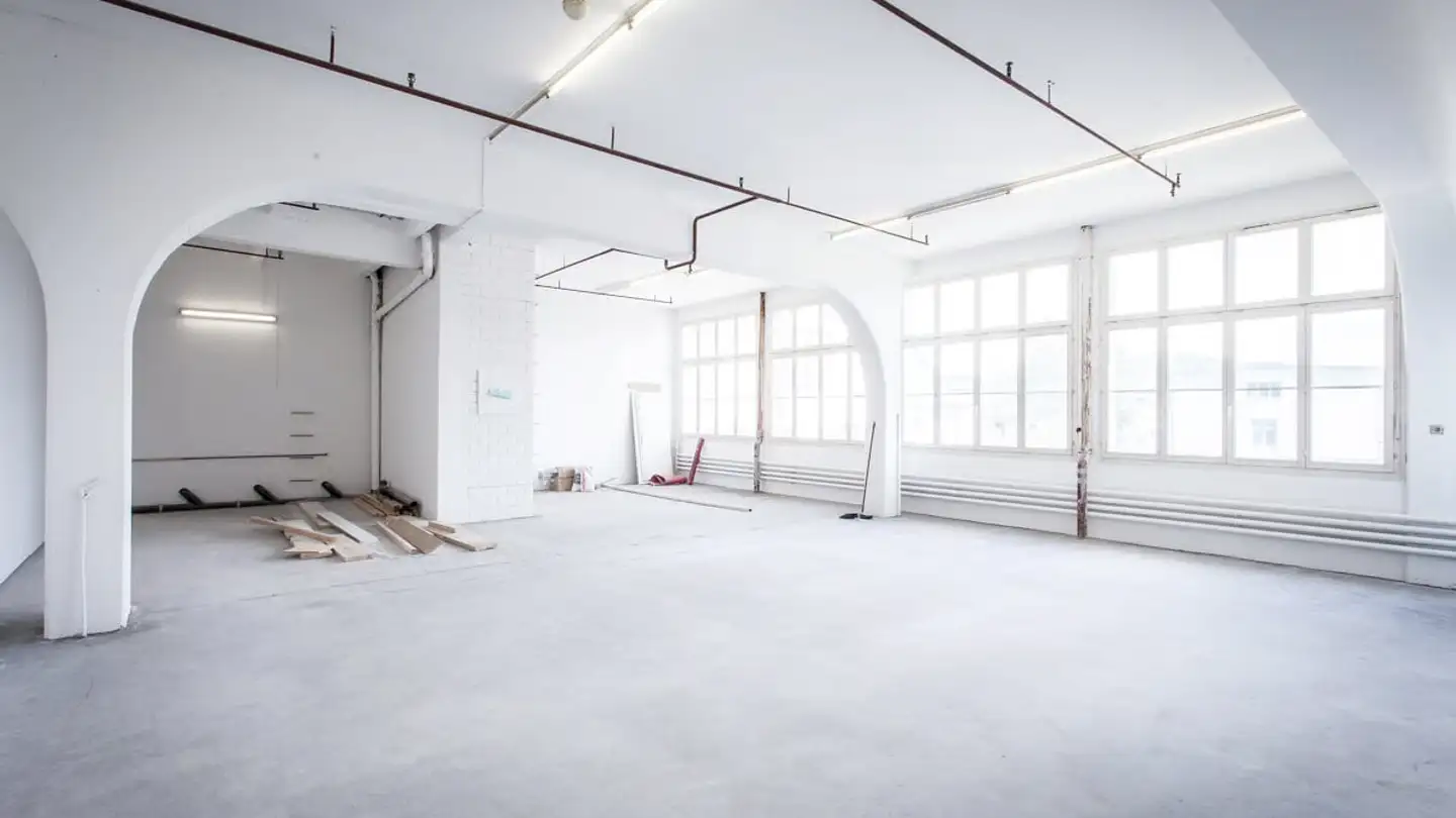 Industrial property for rent - Hintere Bahnhofstrasse 14, 9602 Bazenheid - Photo 2