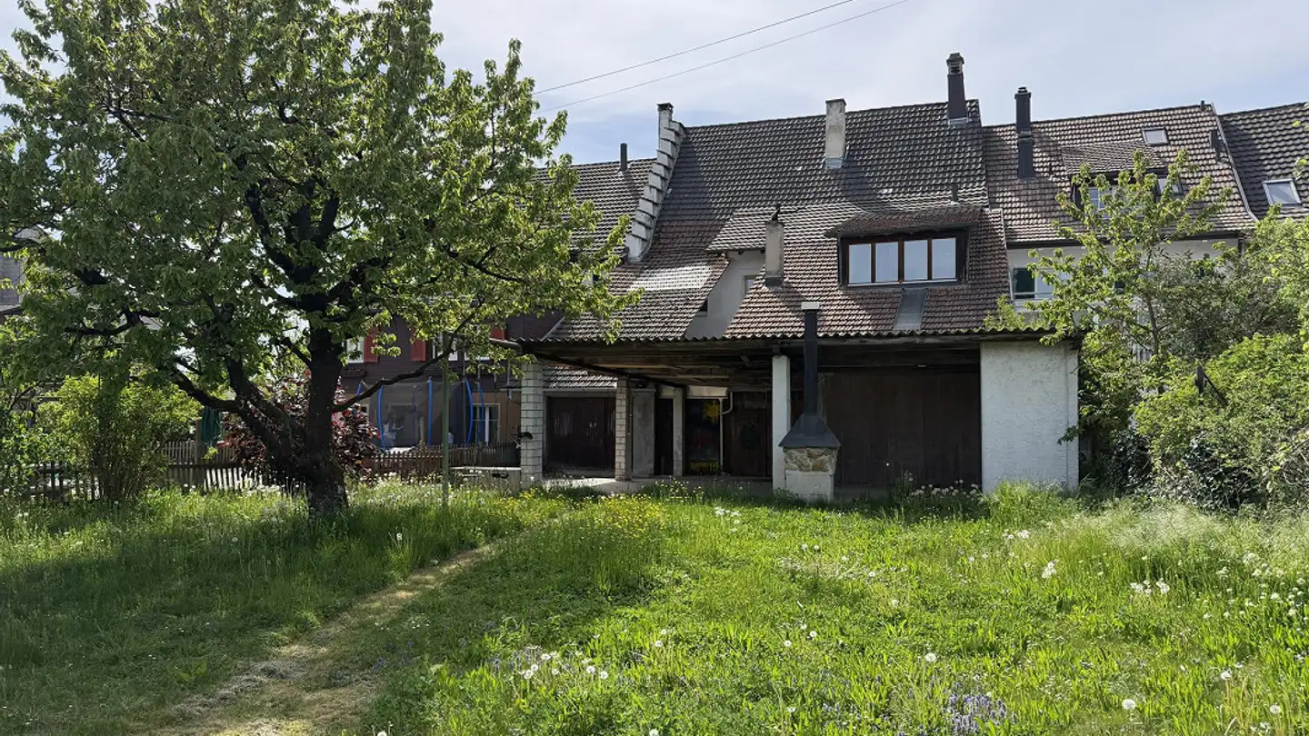 Mehrfamilienhaus kaufen - Bahnhofstrasse 25, 8215 Hallau