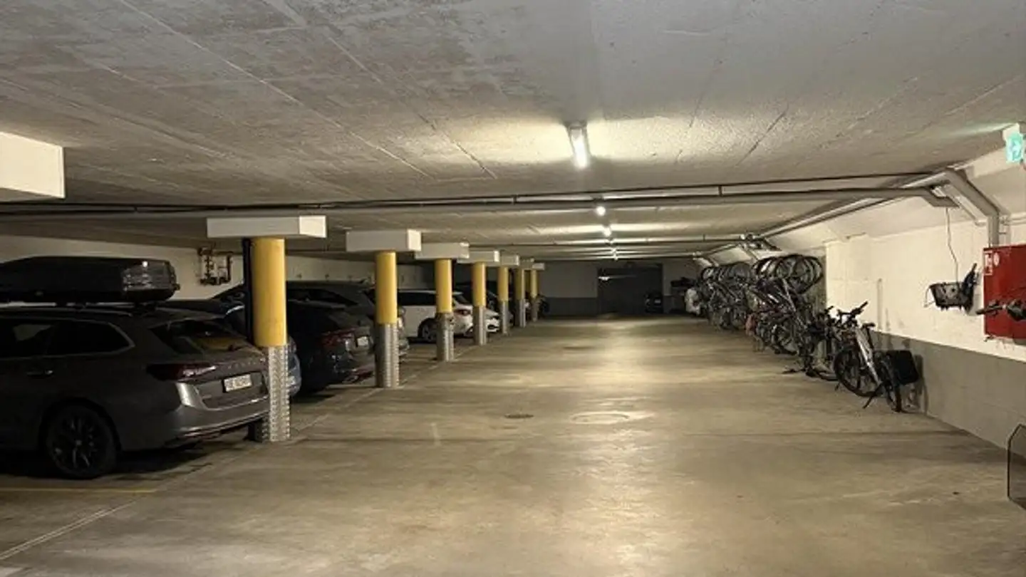 Parcheggio sotterraneo in affitto - Neufeldstrasse 5, 3012 Bern - Foto 2