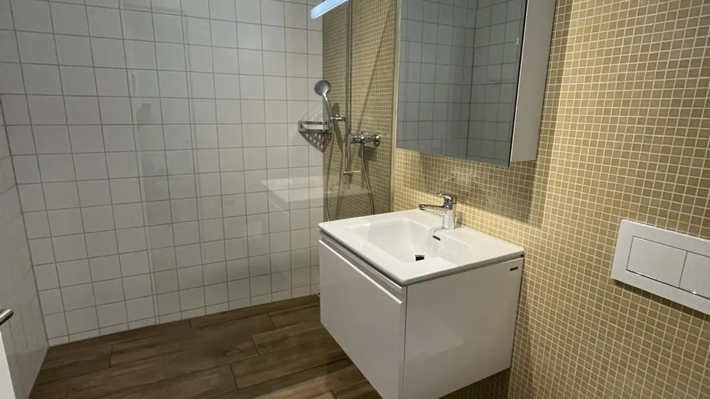Wohnung mieten - Dörflistrasse 74, 8050 Zürich - Foto 4