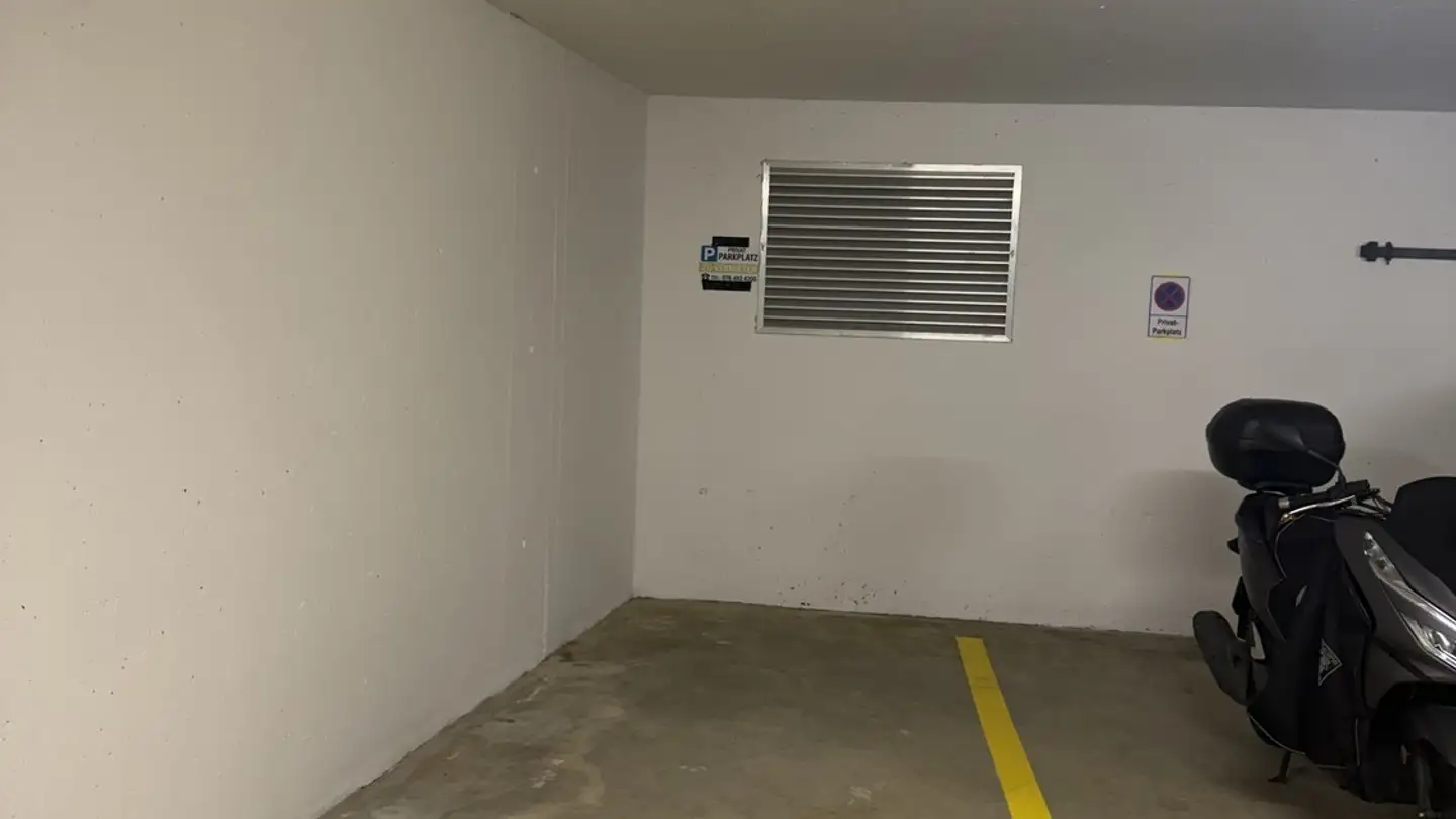 Garage singolo in affitto - Wehntalerstrasse 585, 8046 Zürich