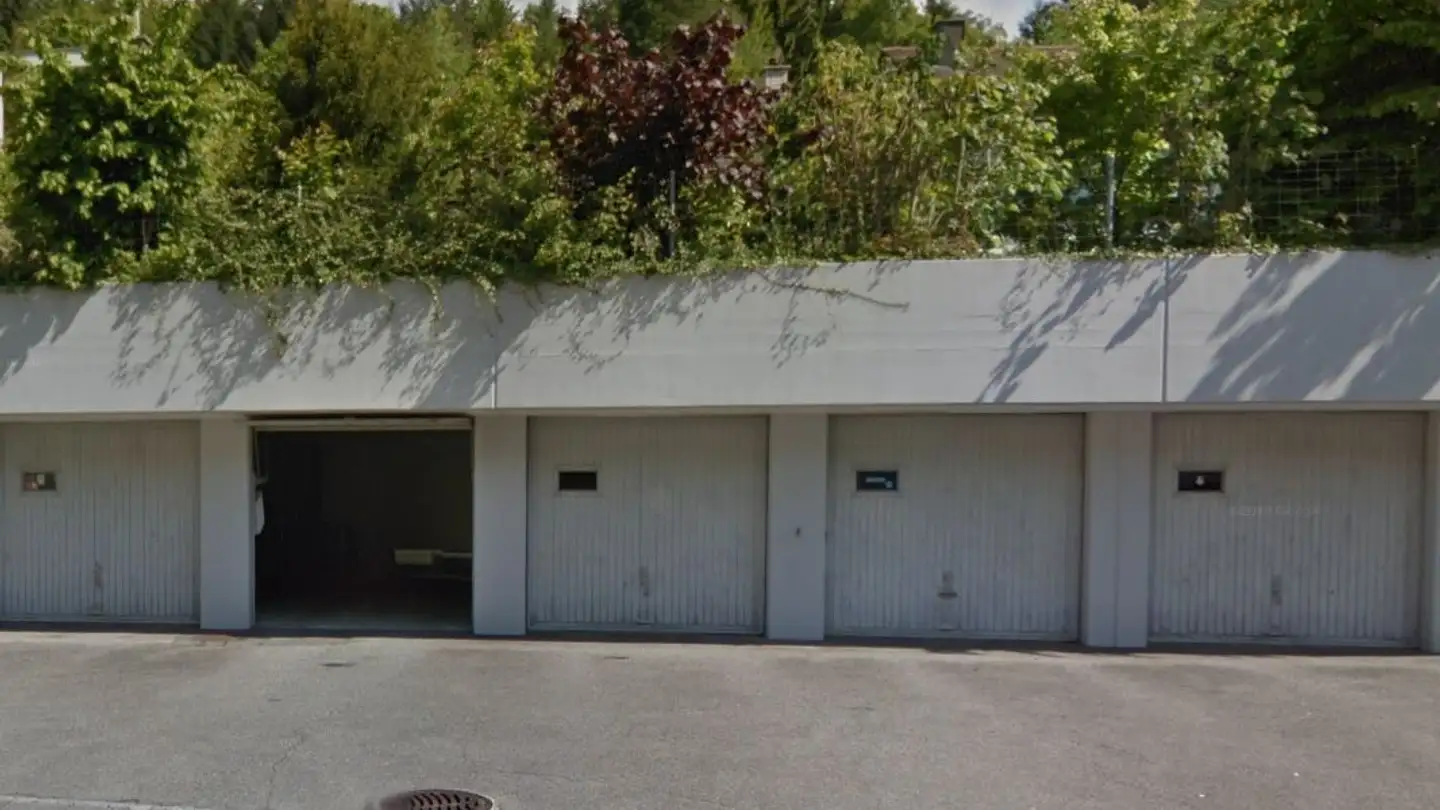 Single garage for rent - Rombachtäli, 5022 Rombach