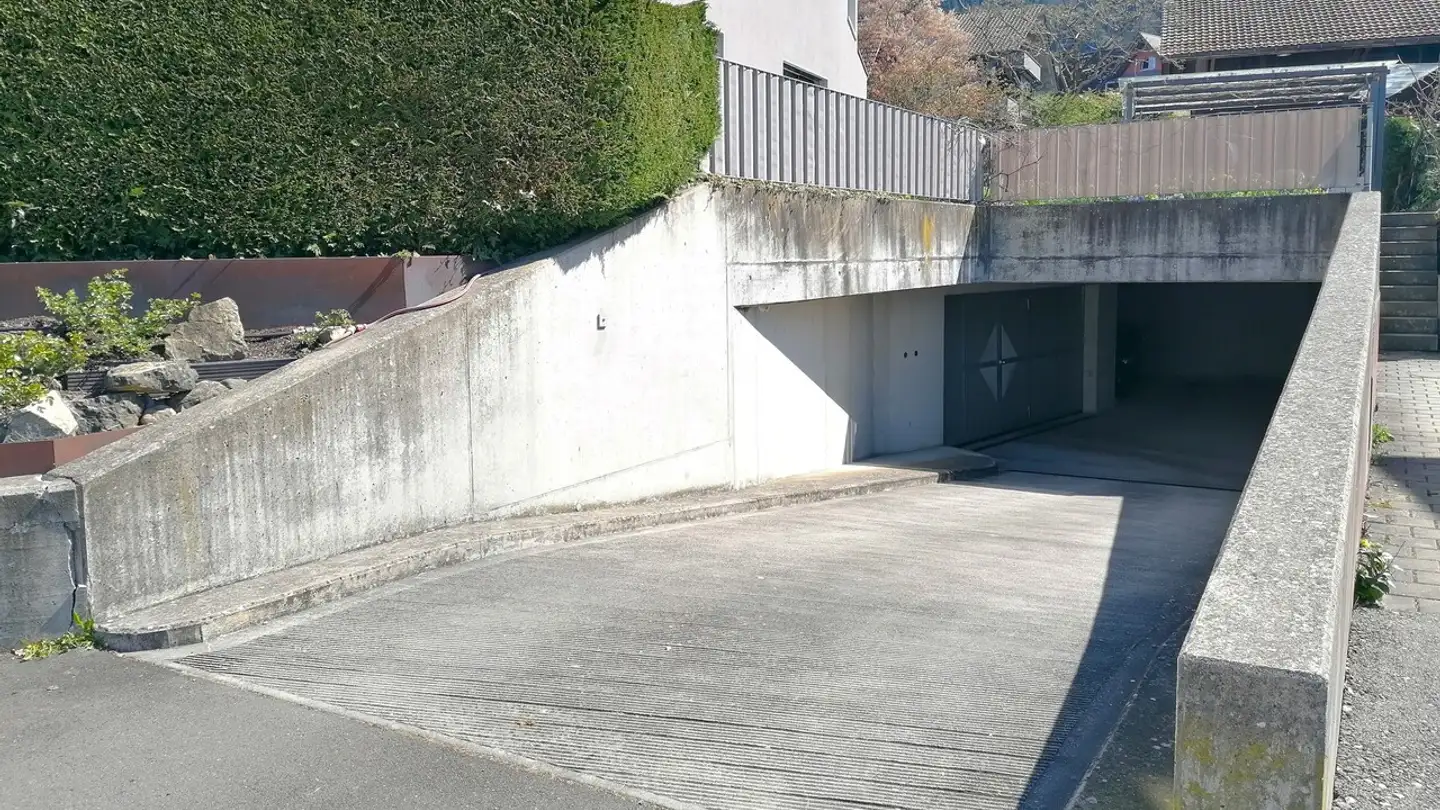 Covered parking space for rent - Artherstrasse, 6317 Oberwil b. Zug - Photo 2