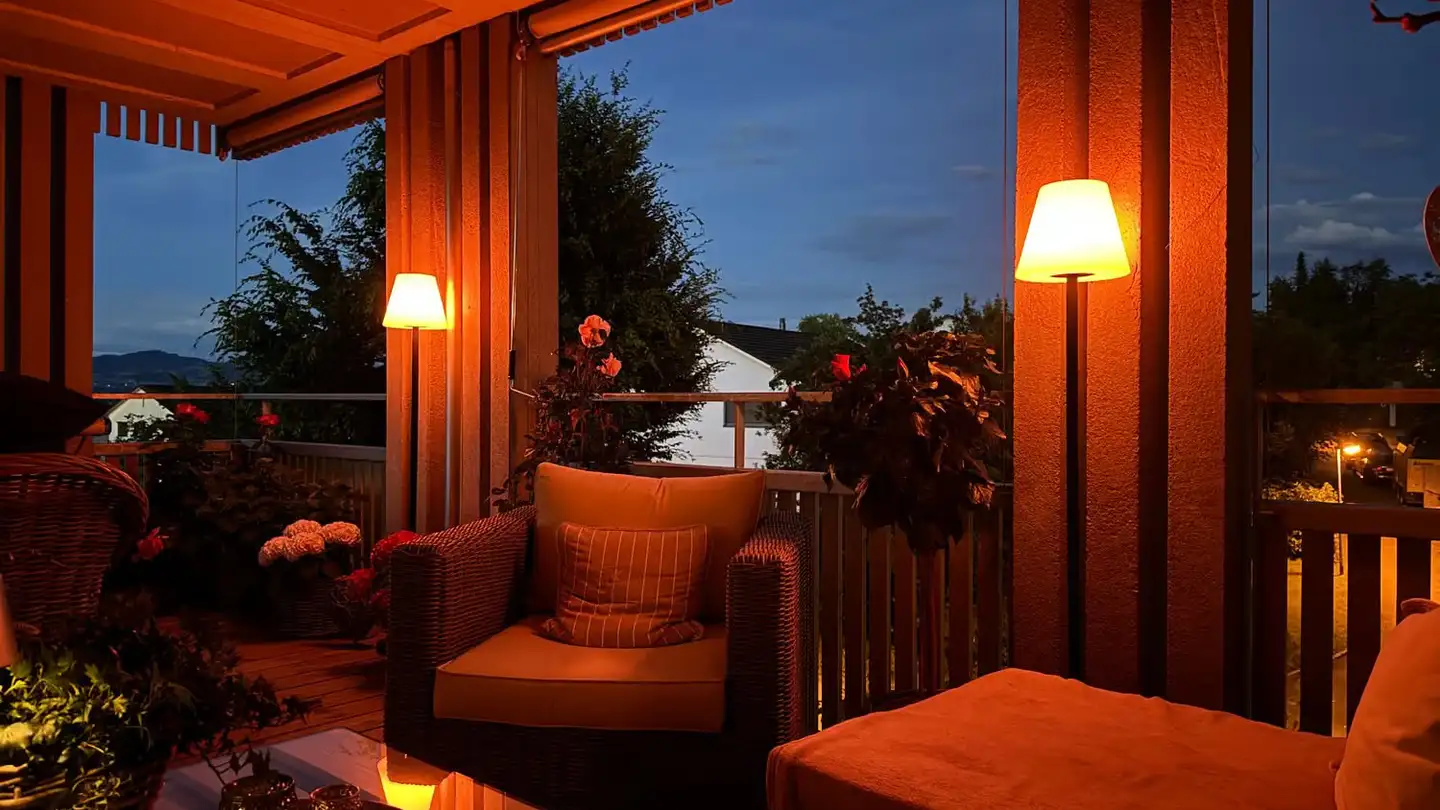 Appartement à louer - 8618 Oetwil am See - Photo 2