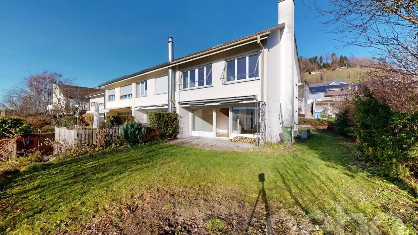 Row house for sale - 3067 Boll - Photo 2