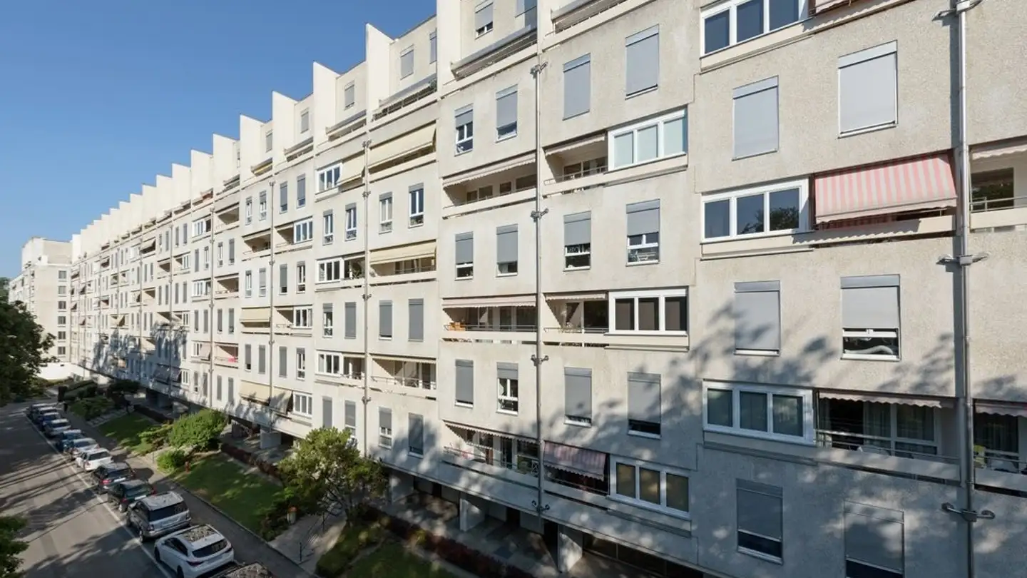 Underground parking space for rent - Avenue Des Amazones 2, 1224 Chêne-Bougeries