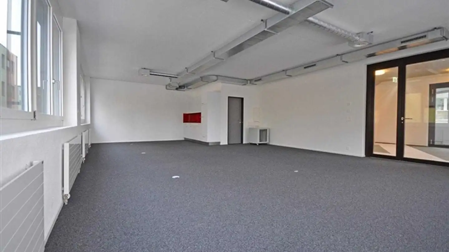 Bureau à louer - Zentrum Staldenbach 7, 8808 Pfäffikon SZ - Photo 2