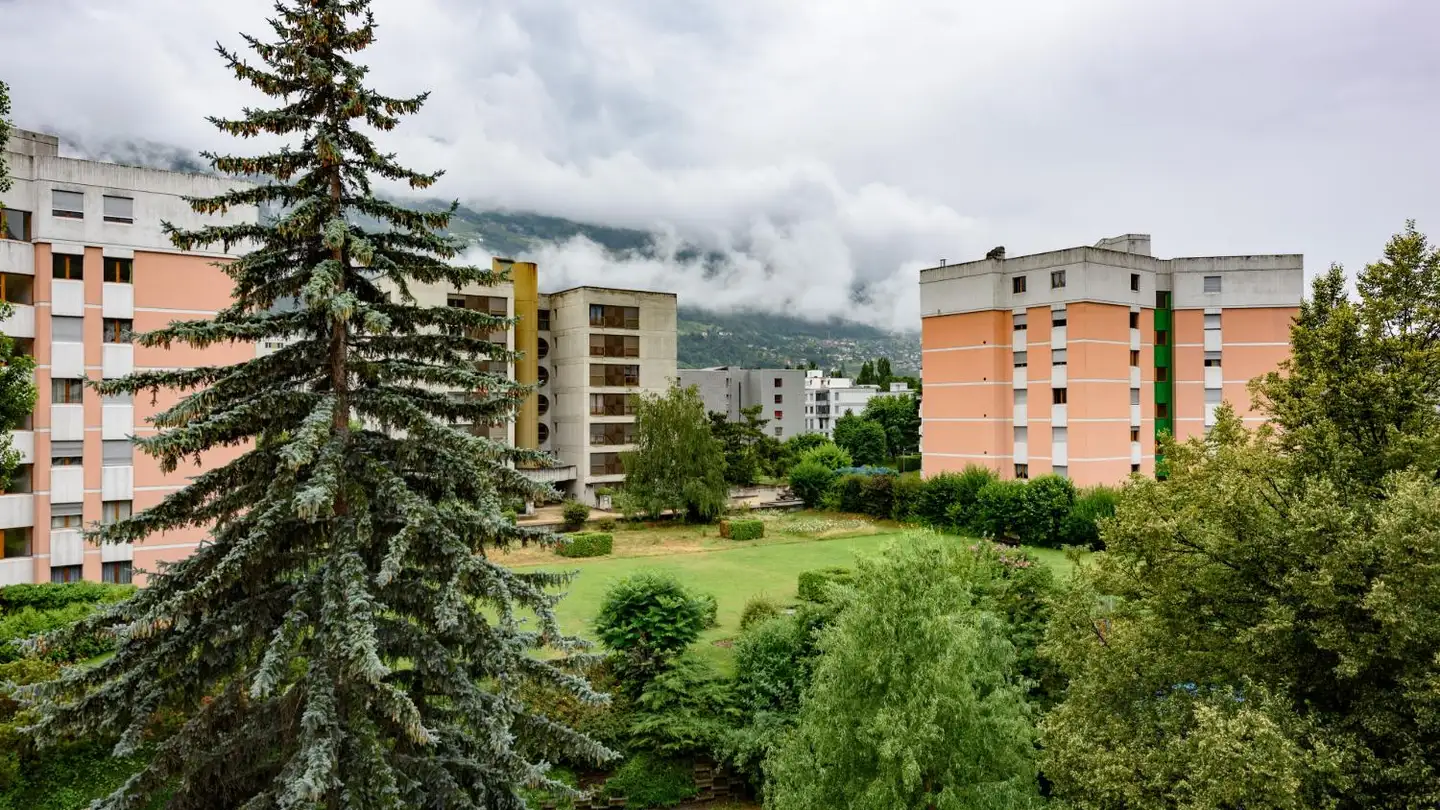 Underground parking space for rent - 1950 Sion