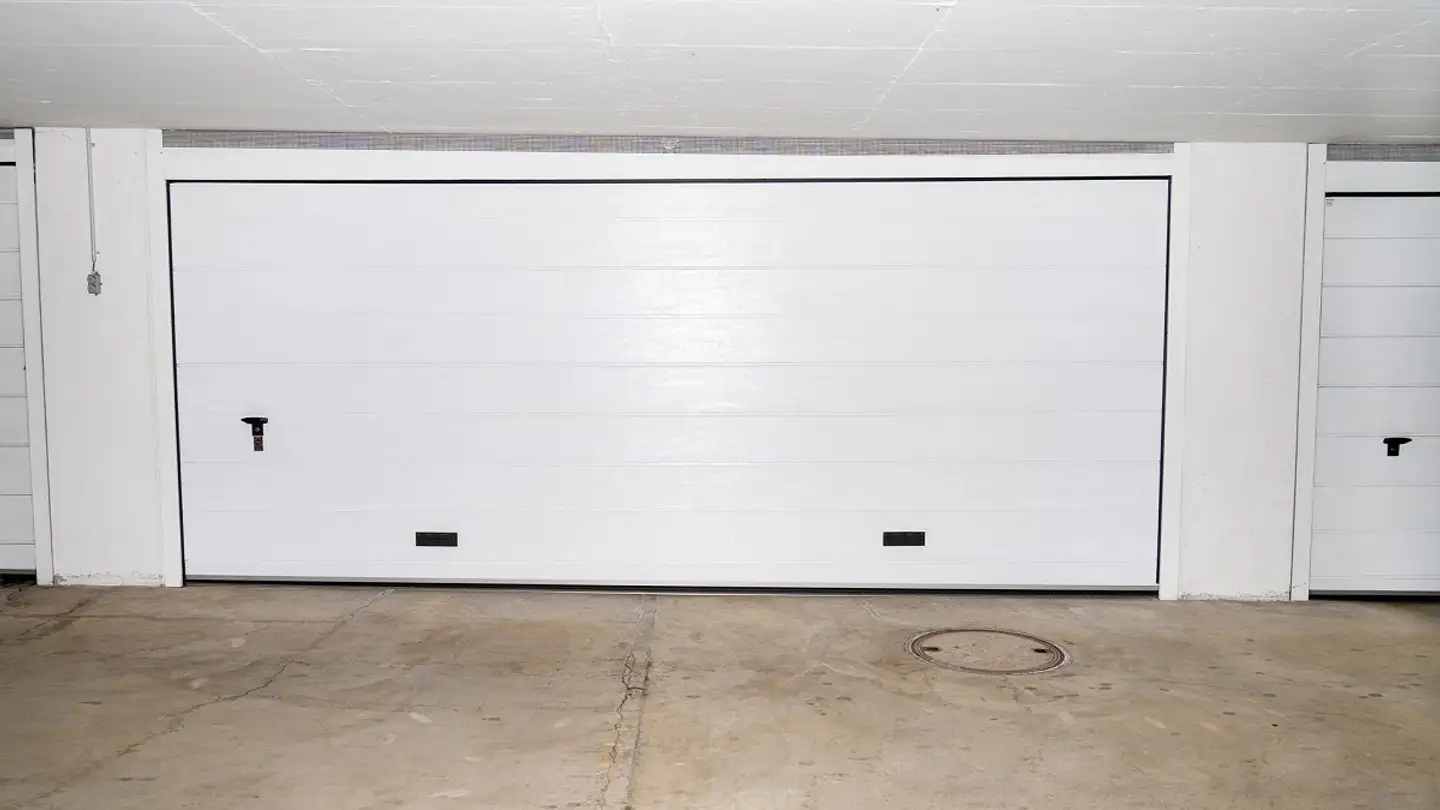 Tiefgaragenstellplatz mieten - Lindenhof, 8854 Siebnen