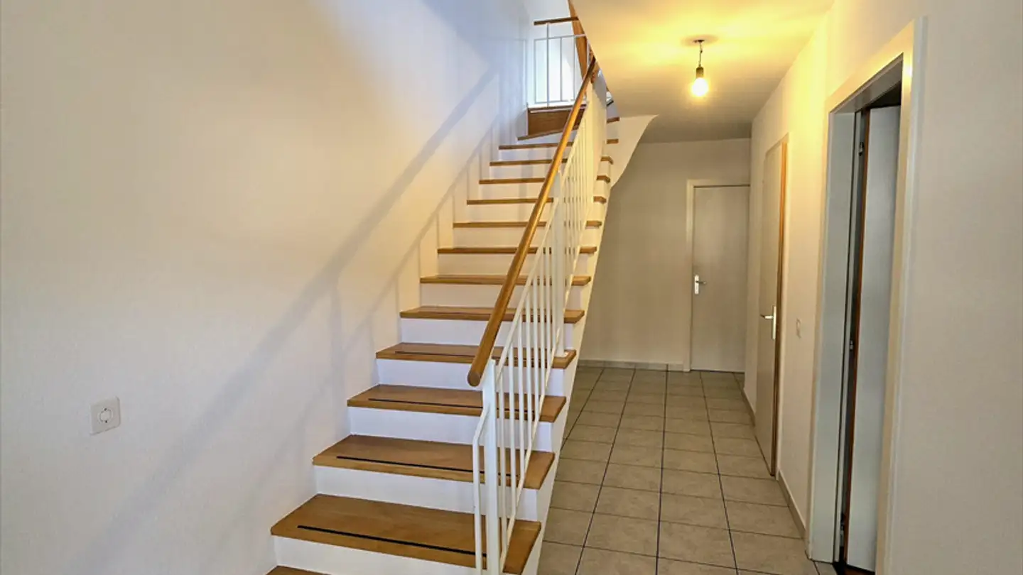 Duplex for rent - Rue Des Remparts 14, 1950 Sion - Photo 2