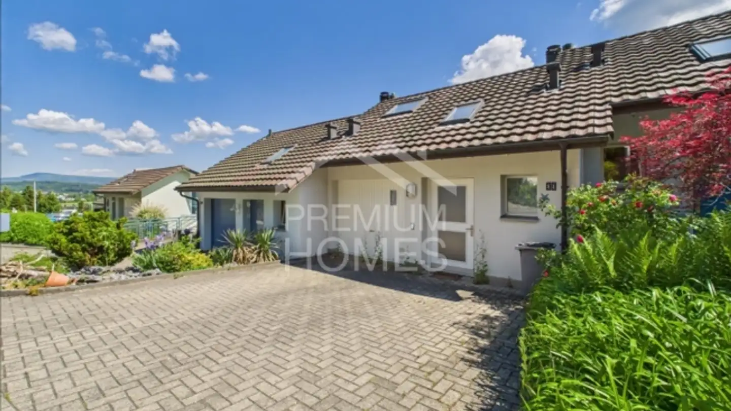 Single house for sale - 5043 Holziken