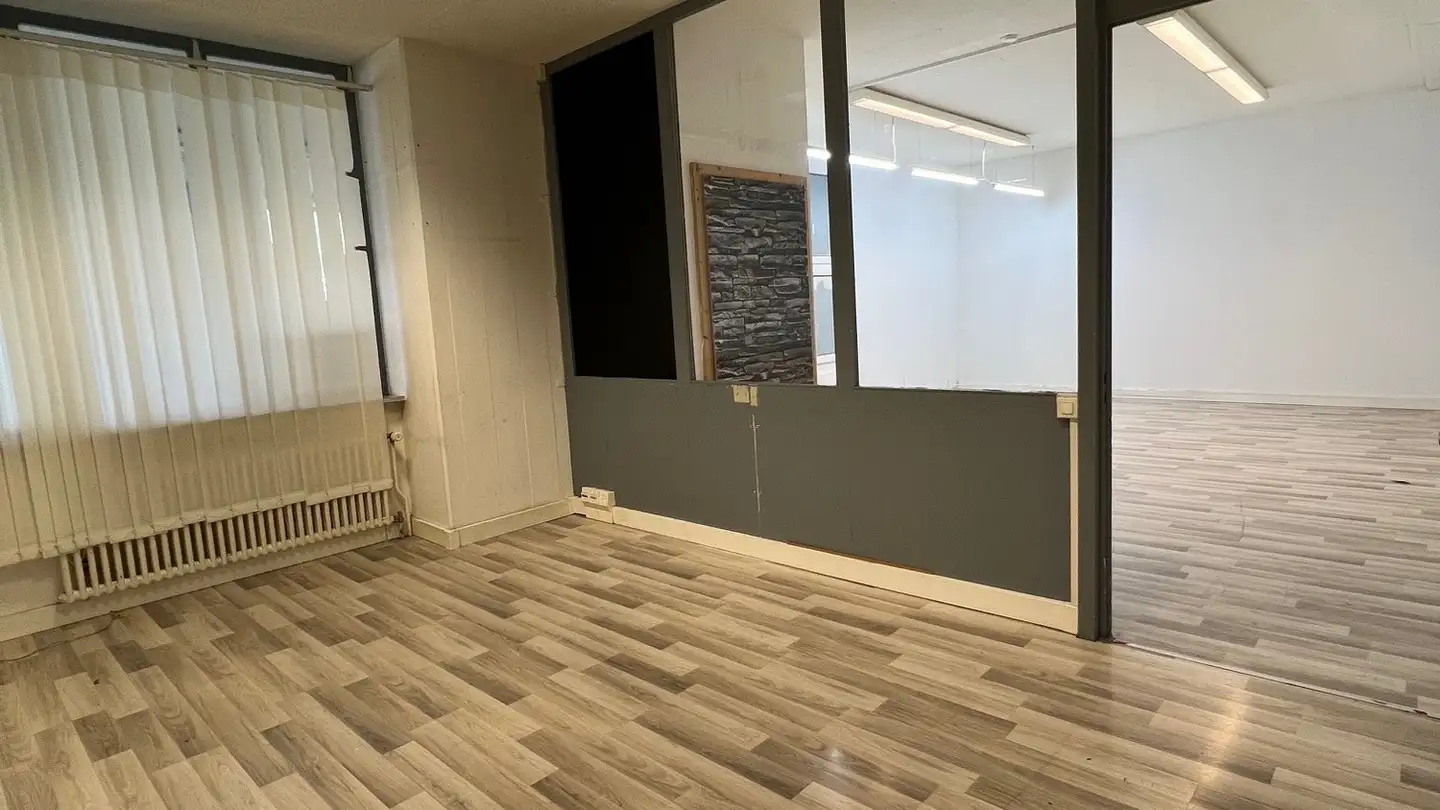 Gewerbe mieten - Suhrerstrasse 24, 5036 Oberentfelden - Foto 2